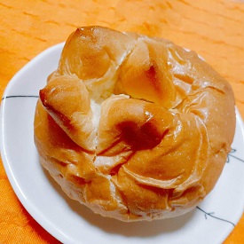 【食べてみた】ファミマで冷凍パン！？新しいPB「ファミマル」 - ちぇびっこブログ